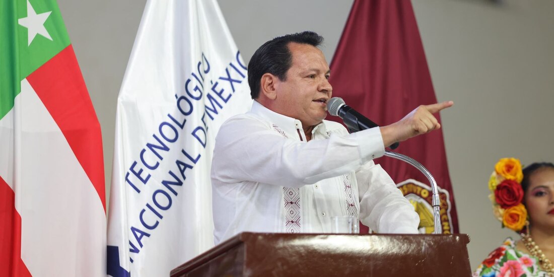 Anuncia Gobierno de Yucatán 20 mil becas a estudiantes de nivel superior