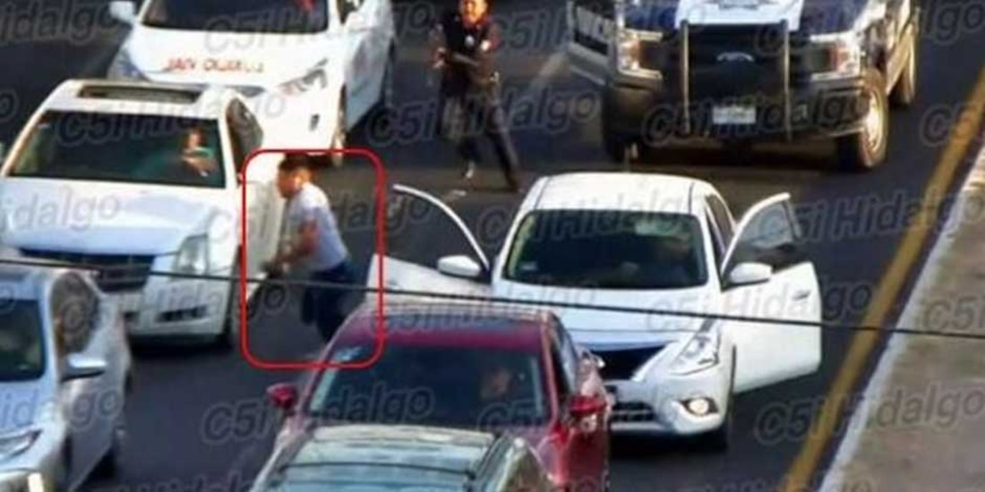 Roban 170 mil pesos a mujer que acordó compra de auto por Facebook, en Hidalgo