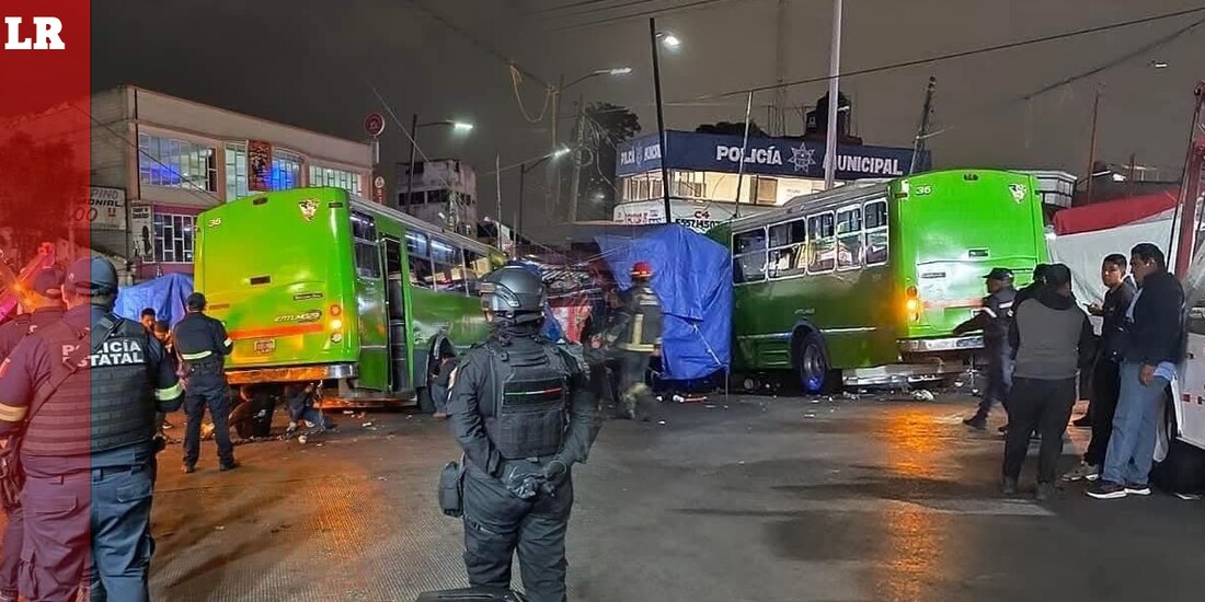 El percance vial se registró la noche de este miércoles en el municipio mexiquense de Tlalnepantla.