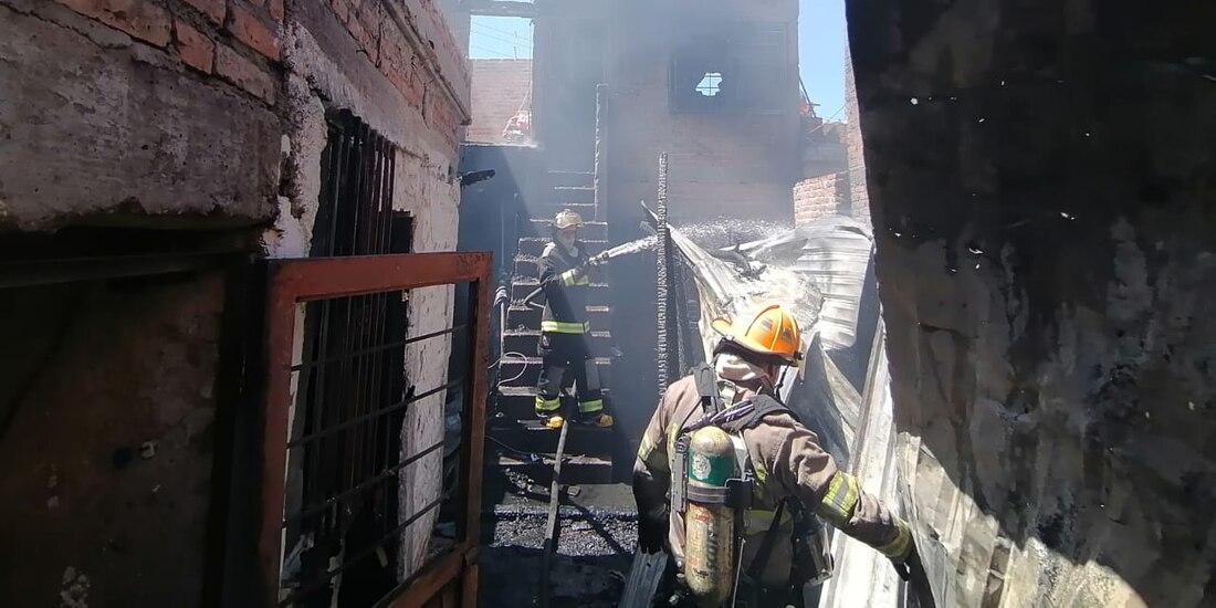 Como consecuencia de un incendio registrado en Aguascalientes, dos menores perdieron la vida