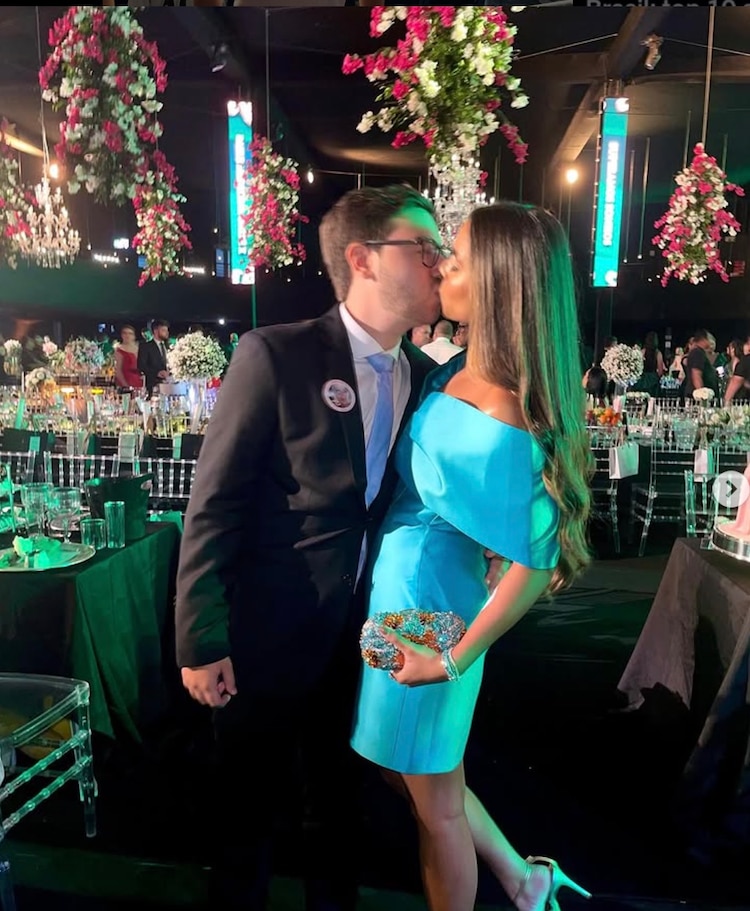 Ellas es la novia de Gabriel Montenegro Varandas