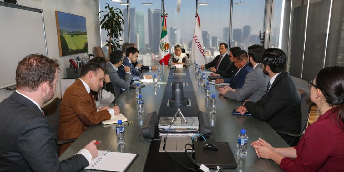 SE y empresas canadienses del sector energético.