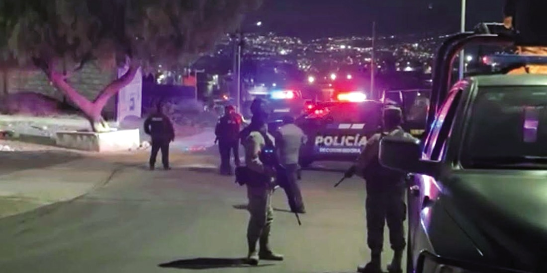 FUERZAS FEDERALES y locales custodian la zona donde ocurrió el tiroteo.