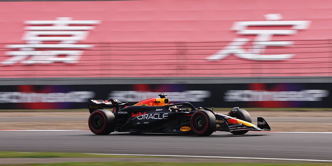 Los autos de Red Bull largaran 1ro y 2do en el Gran Premio de China.