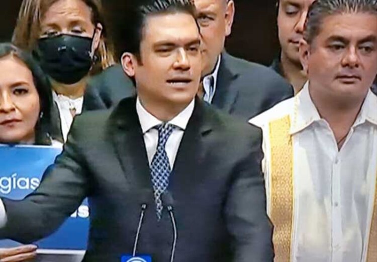 El coordinador de la bancada del PAN, Jorge Romero, negó que la oposición busque apoyar los intereses de transnacionales