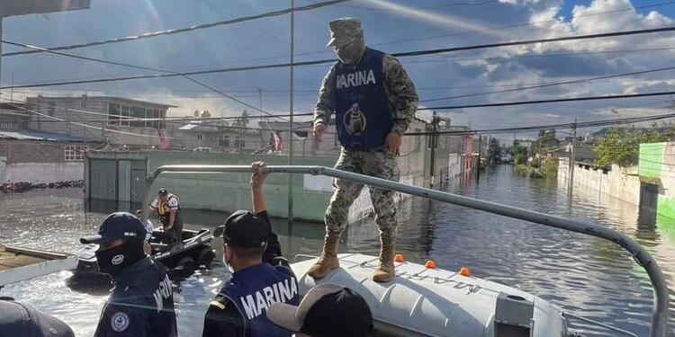 Activan Plan Marina tras afectaciones por inundaciones en Chalco.