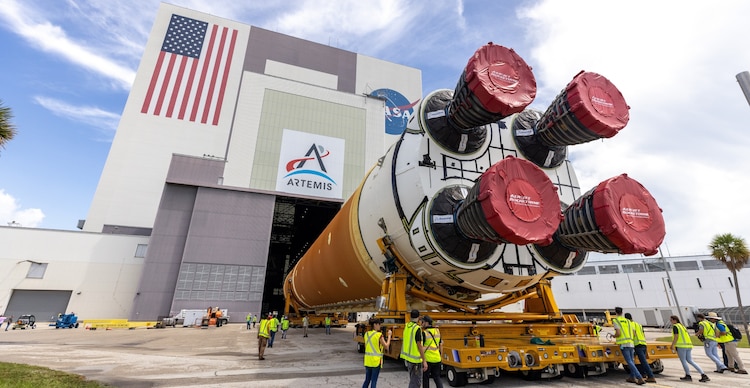 Etapa central del SLS (Space Launch System)