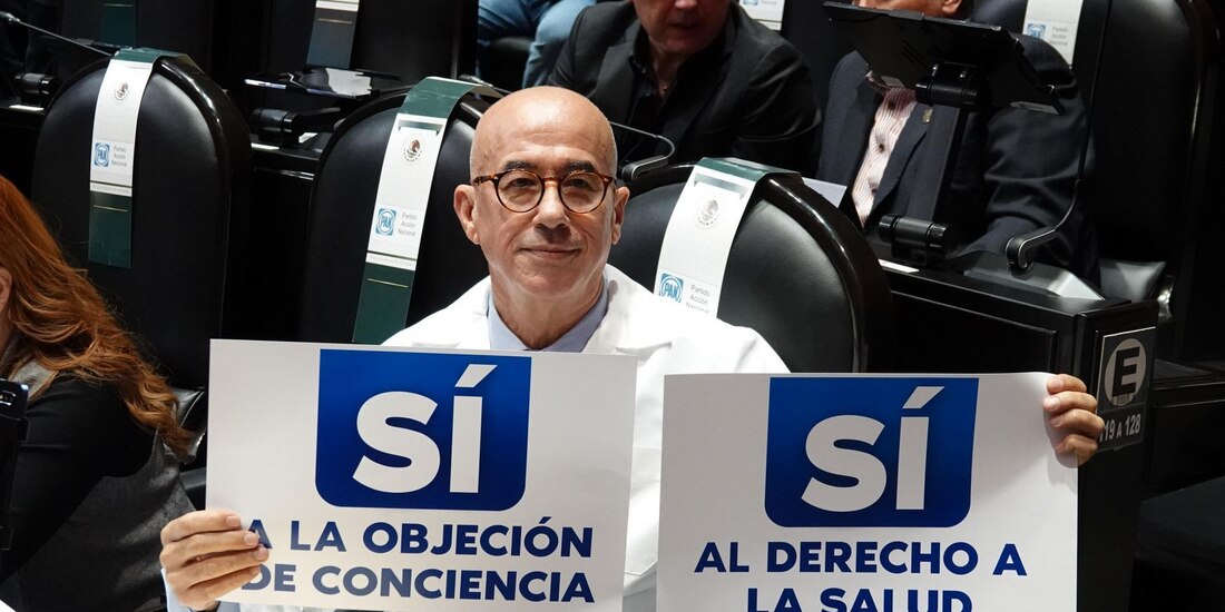 El diputado Éctor Jaime Ramírez Barba (PAN)