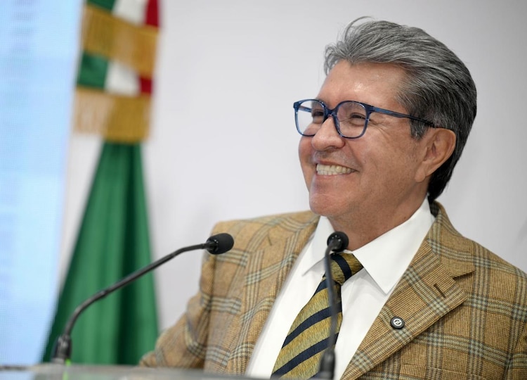 Ricardo Monreal, coordinador de Morena en la Cámara de Diputados, aclaró que su viaje a España en julio pasado fue por un compromiso religioso con su esposa.