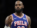 LeBron James debuta con los 76ers.