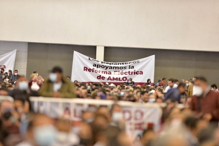 En el salón Tajín del World Trade Center se explicó la iniciativa de Reforma constitucional