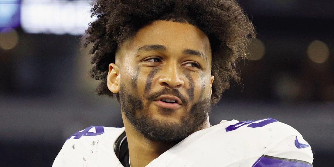 Kneeland de los Cowboys, tras un partido de pretemporada, el 16 de agosto.