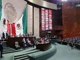 Trabajos en el Pleno de San Lázaro para avalar consulta sobre juicios a expresidentes.