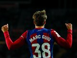 Marc Guiu del Barcelona celebra después de anotar el primer gol del Barcelona ante el Athletic de Bilbao