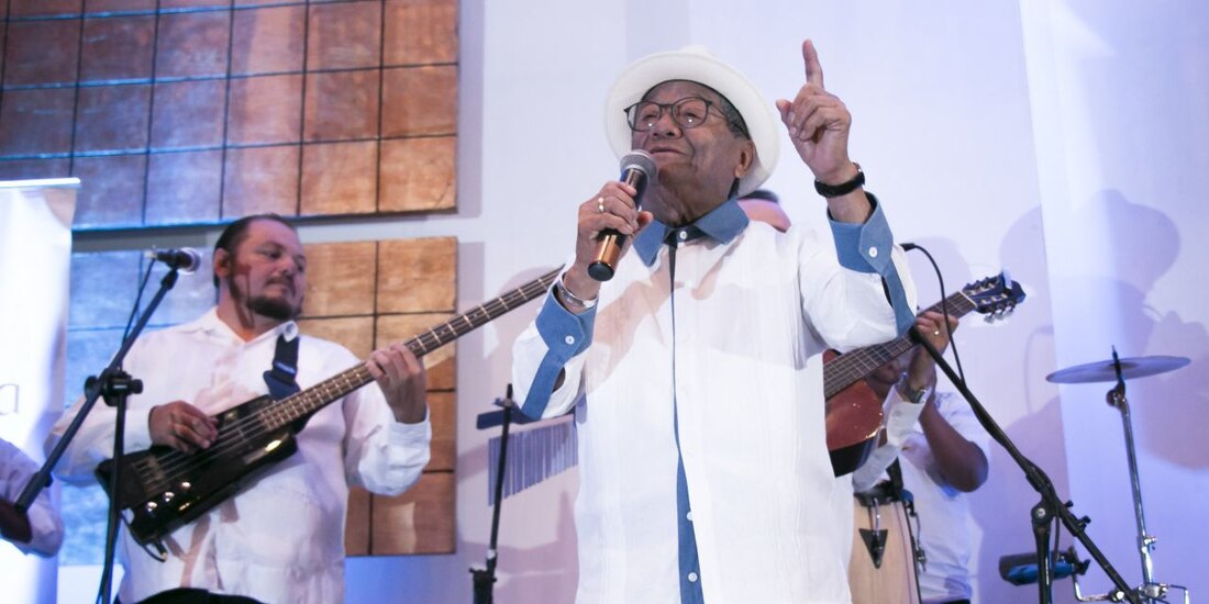 El cantante y compositor Armando Manzanero en Mérida, en 2016.