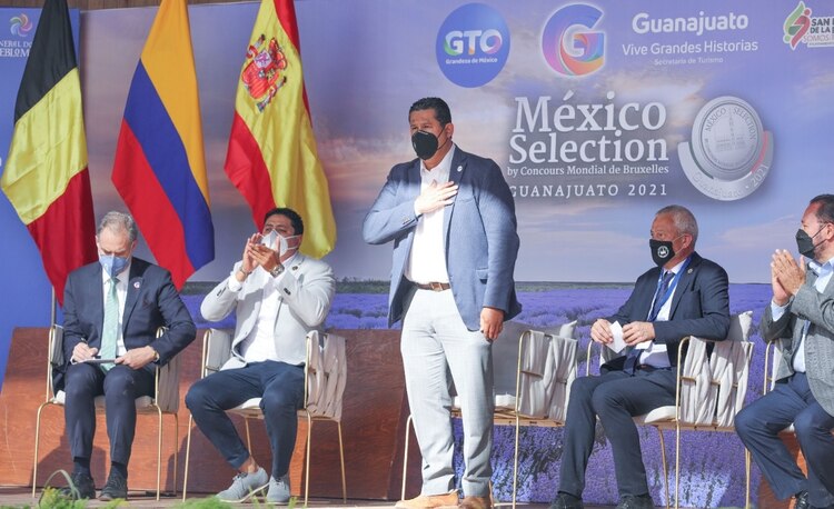 Diego Sinhue durante la ceremonia de clausura del México Selection by Concours Mondial de Bruxelles.