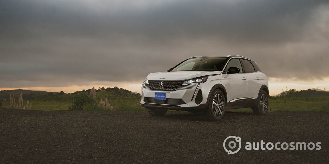 La Peugeot tiene un destacado rendimiento de 15.17 Km/l.