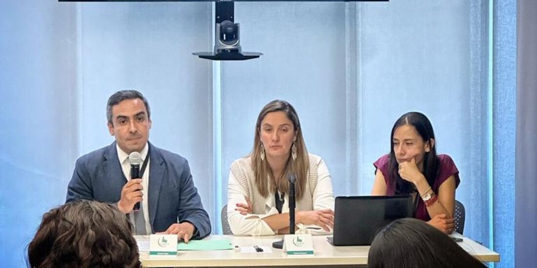 Integrantes de Mexicanos Primero, en conferencia, en imagen de archivo.