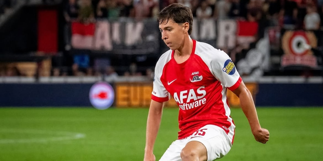 Mateo Chávez anota su primer gol con el AZ Alkmaar en la campaña