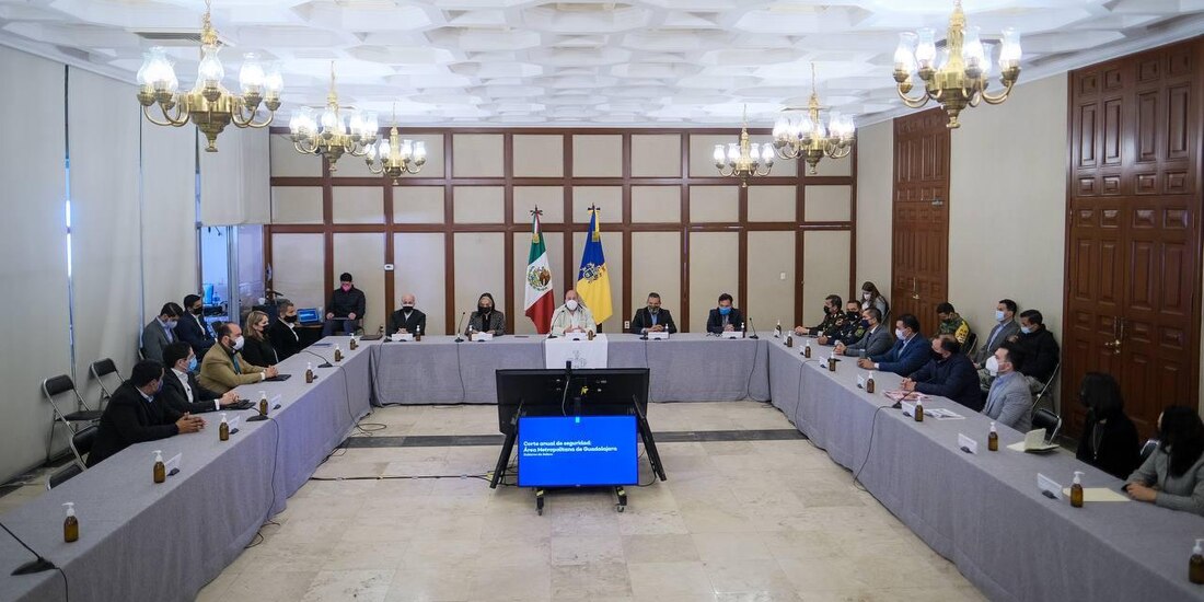 Delitos con más disminución fueron el robo a cuentahabiente con una disminución del 54.5% y vehículo particular con menos 52.2%