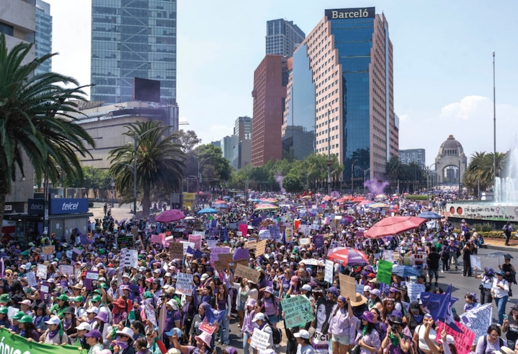Aspecto de una marcha en CDMX.