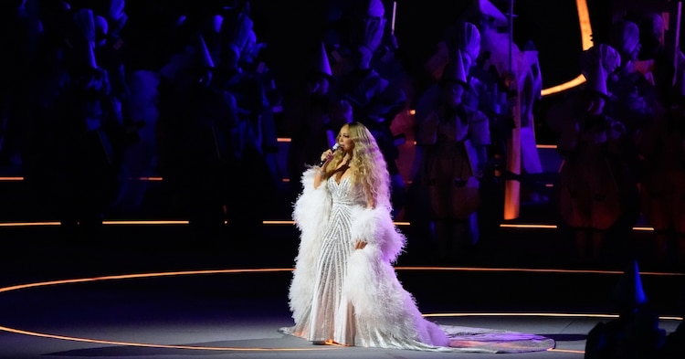 Mariah Carey engalanó la ceremonia de inauguración de los Juegos Olímpicos de Invierno de Milano-Cortina 2026.