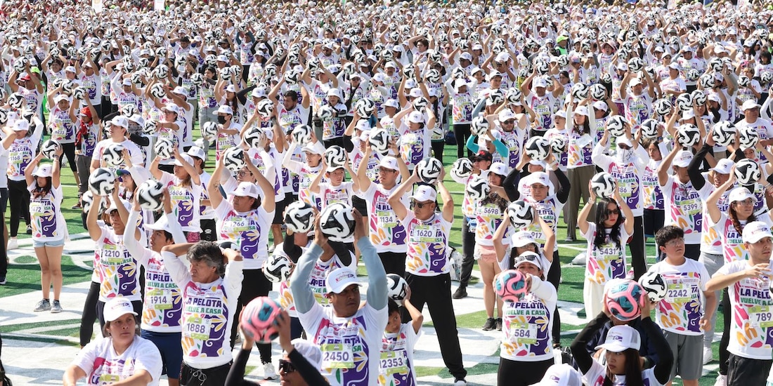 Participantes en el Zócalo.