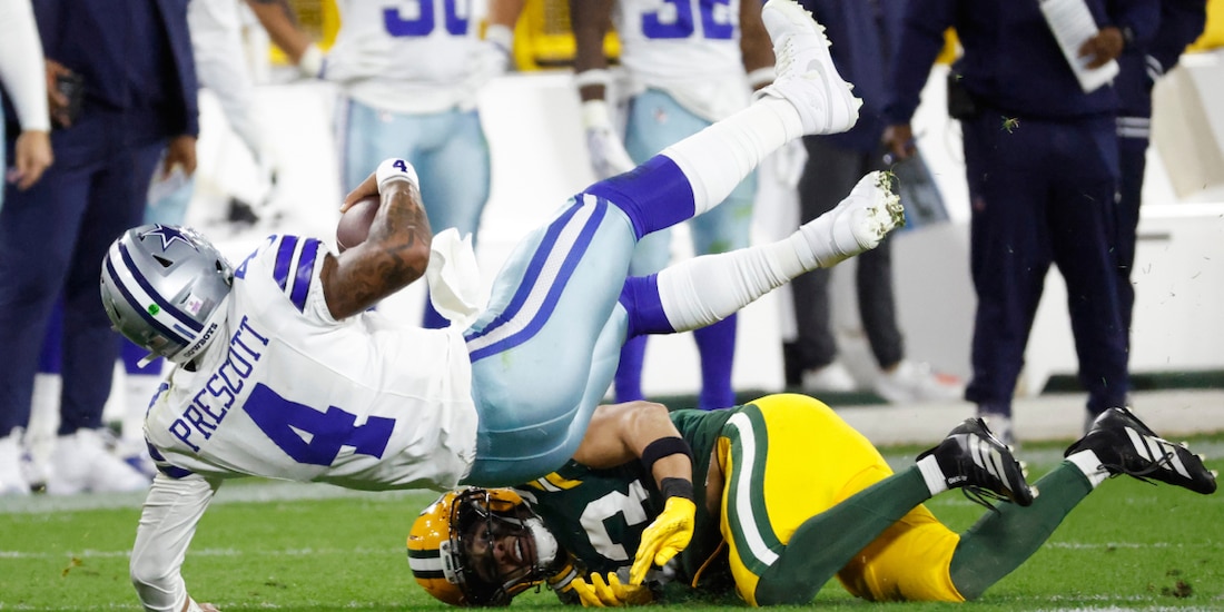 Dak Prescott, quarterback de Dallas, durante el juego de la Semana 6 de la NFL contra los Packers.