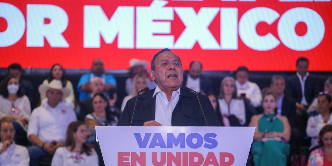 El exdirigente nacional del desaparecido PRD, Jesús Zambrano, en 2024.