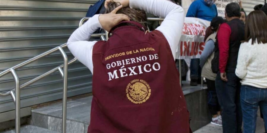 Trabajadores federales.