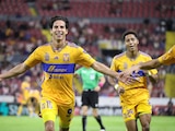 Diego Lainez celebra uno de sus goles con Tigres en el Torneo Apertura 2023 de la Liga MX.