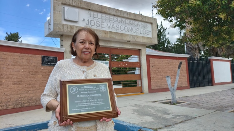 Diputada Juana Olivia Alarcón Rivera