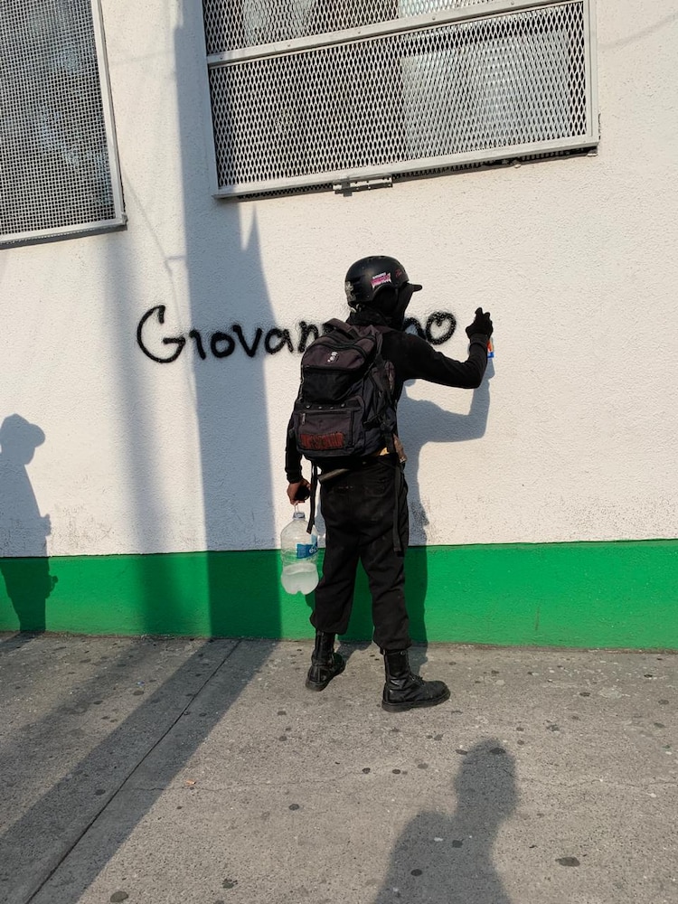 Protestan contra la brutalidad policial