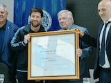 Lionel Messi recibe el el título “Doctor Honoris Causa” de la Universidad de Buenos Aires.
