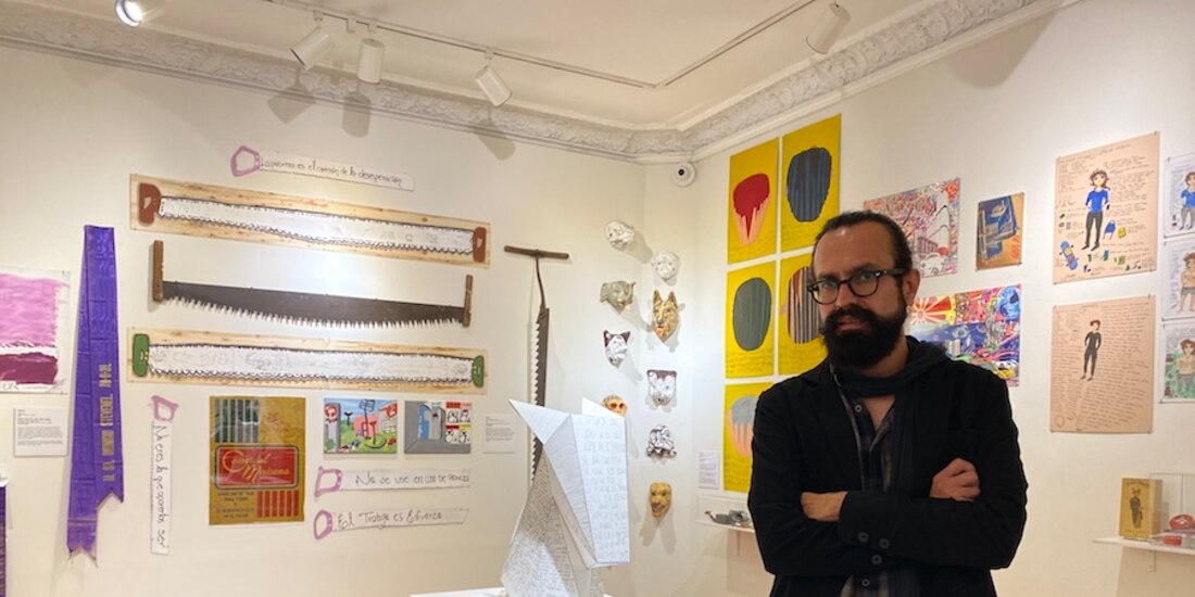 Ricardo Caballero, curador.