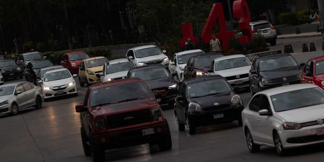 Hoy No Circula: ¿Qué autos descansan este viernes 26 de julio?