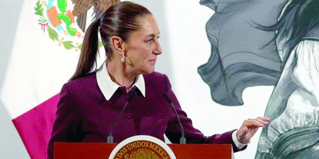 La presidenta Claudia Sheinbaum, ayer, durante la conferencia matutina desde Palacio Nacional.