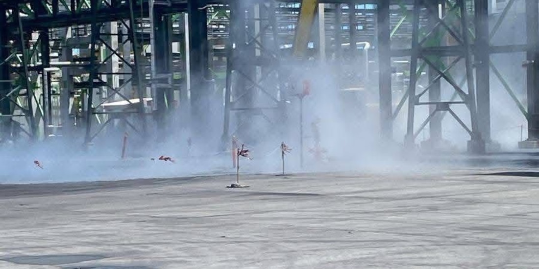 Captan supuesta fuga de gas en Refinería Dos Bocas, en Tabasco.