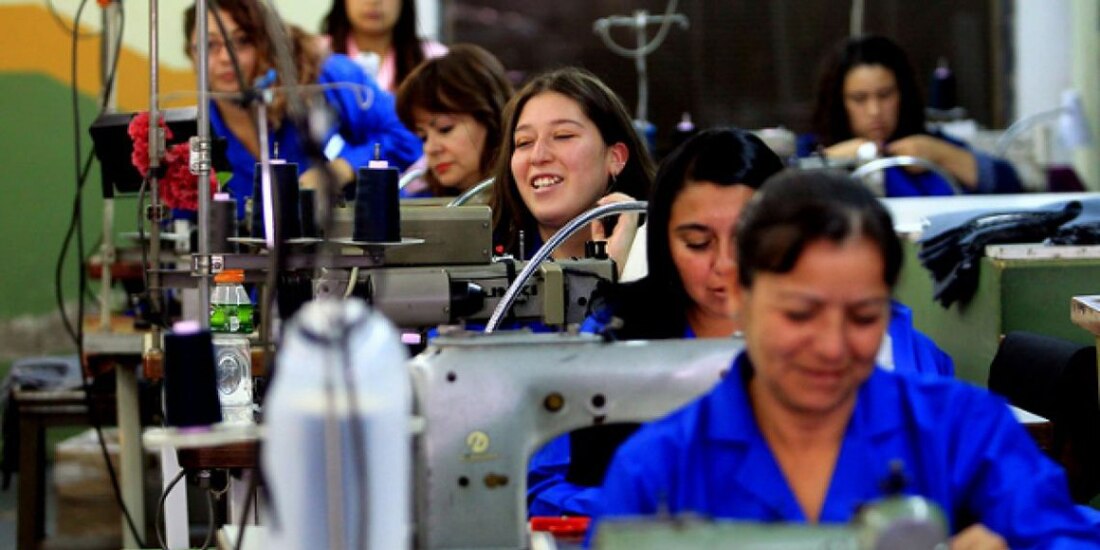 Participación laboral de mujeres impulsaría PIB