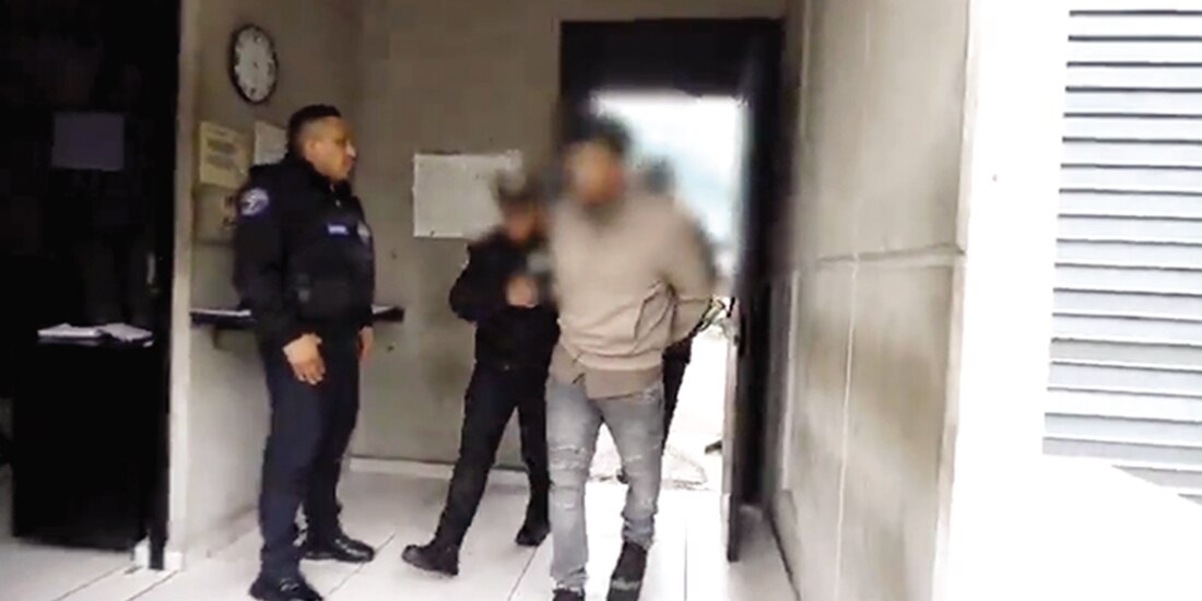 Dylan Sebastián “N”, luego de ser detenido por policías locales en la GAM.