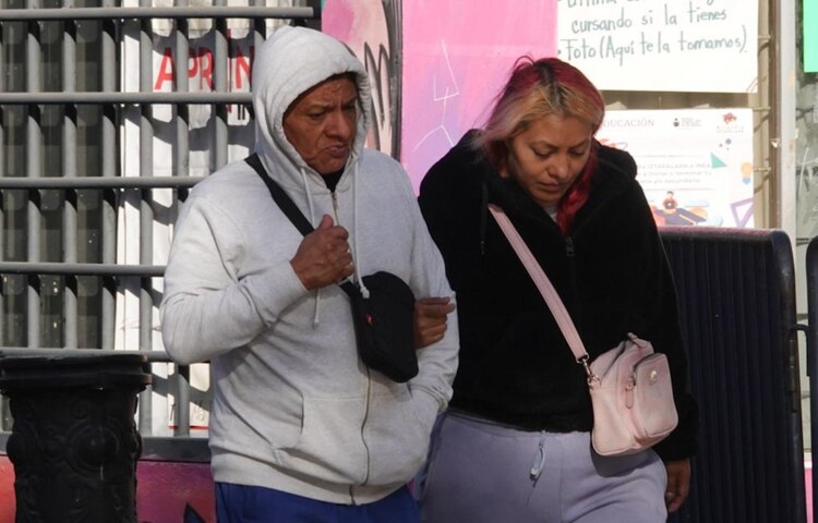 Está semana capitalinos se cubrieron de las bajas temperaturas presentadas en la capital.