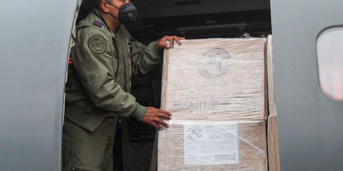 México dona vacunas contra COVID a Belice, Bolivia y Paraguay