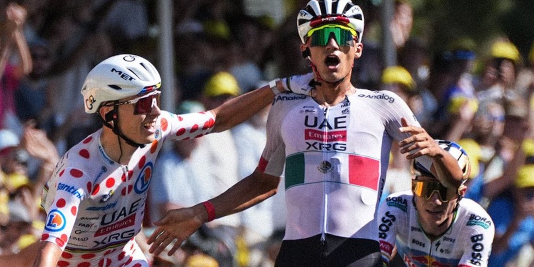 Isaac del Toro, sorprendido de su victoria en el Tour de France.