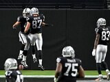 Los Raiders estrenan su nuevo estadio en Las Vegas con un triunfo contundente.