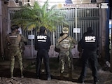Autoridades federales desmantelan narcolaboratorio en colonia Mesa Colorada de Zapopan, Jalisco.