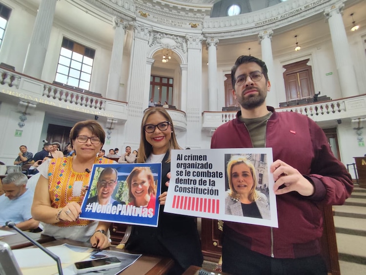 Morena en Congreso capitalino pide juicio político para Maru Campos por caso de agentes estadounidenses.