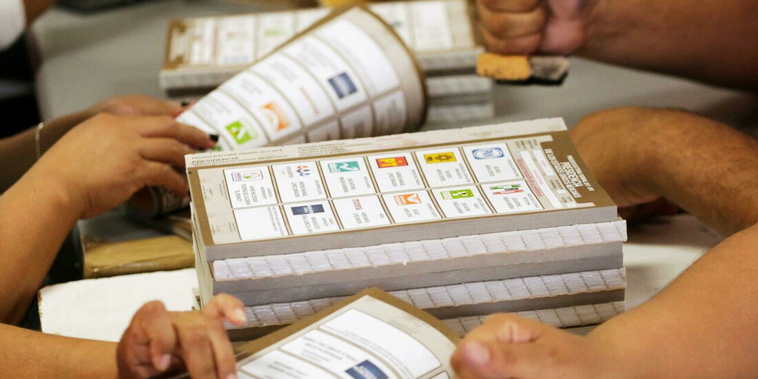 La iniciativa de Reforma Electoral fue presentada el jueves 28 de abril por el Poder Ejecutivo.