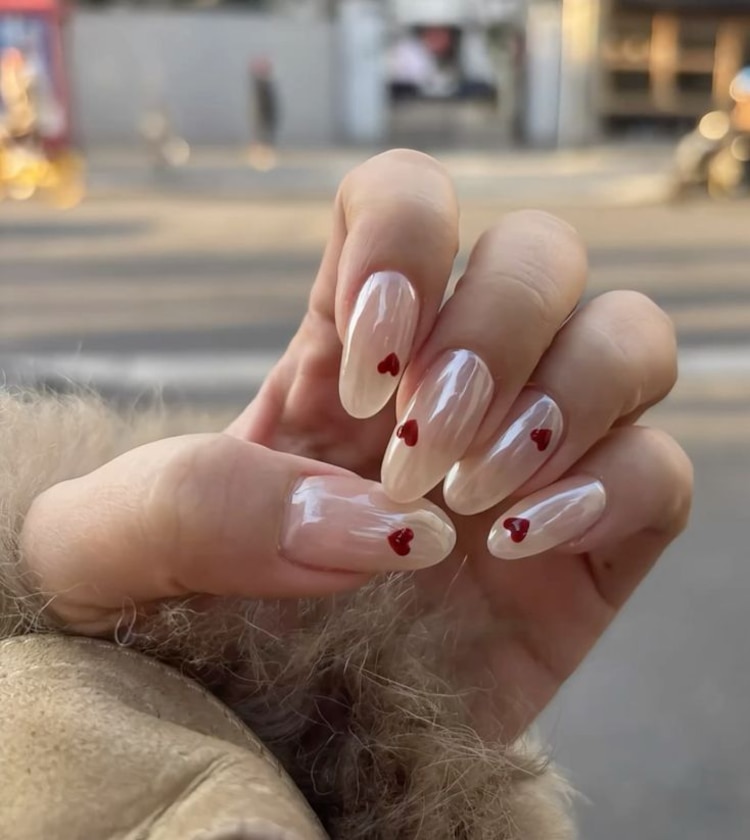 Diseños de uñas para San Valentín 2026