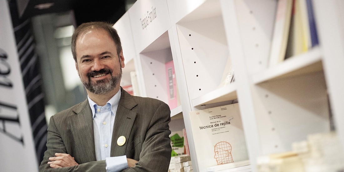 juan villoro en sesión fotográfica.