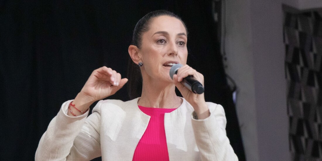 Ante decenas de personas, la mandataria destacó las políticas que se han implantado en la capital del país, como el programa "El agresor sale de casa".